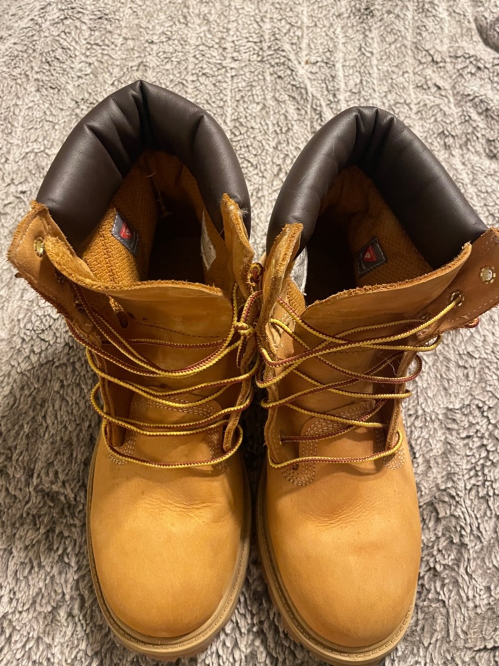 Timberland Wheat/Tan Classic Lace-Up Work Boots - Picture 3 of 8